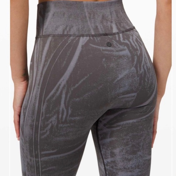 lululemon athletica Pants - Lululemon Ebb To Street Tight Size 4 or Small In Grey Marble